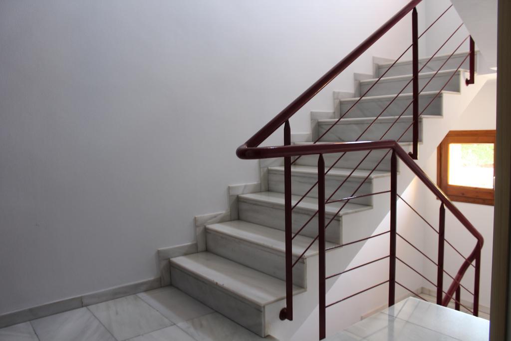 Hostal Montserrat Tona Ngoại thất bức ảnh