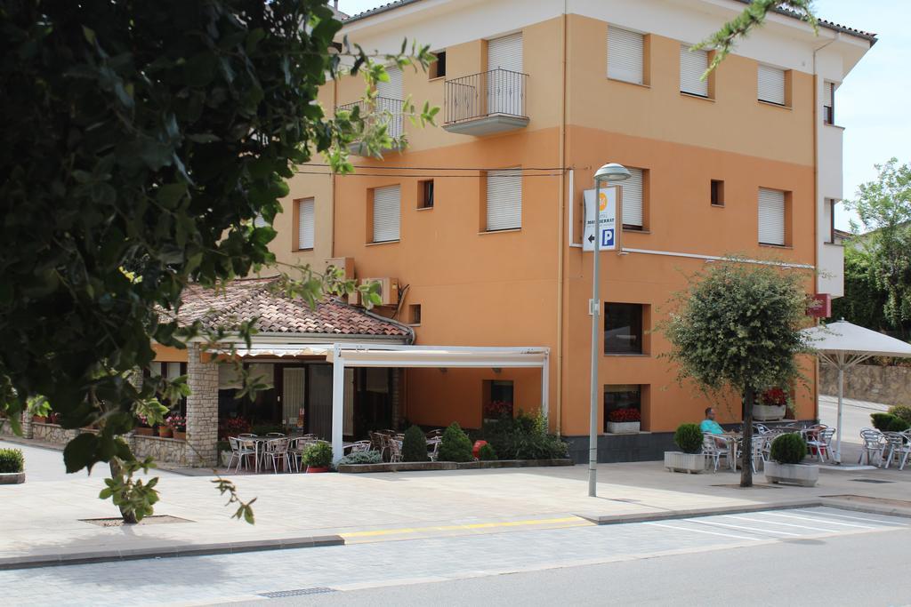 Hostal Montserrat Tona Ngoại thất bức ảnh
